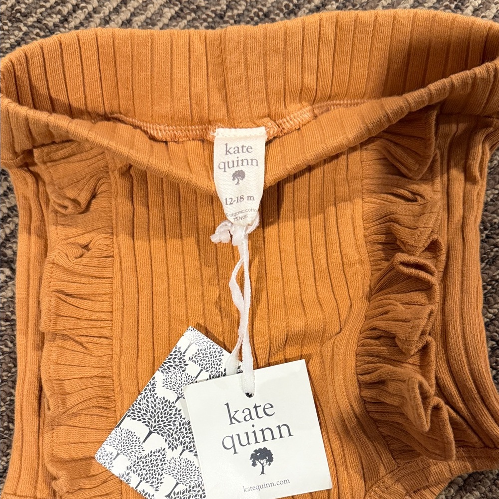 Ribbed Ruffle Baby Bloomers - Picture 2 of 3